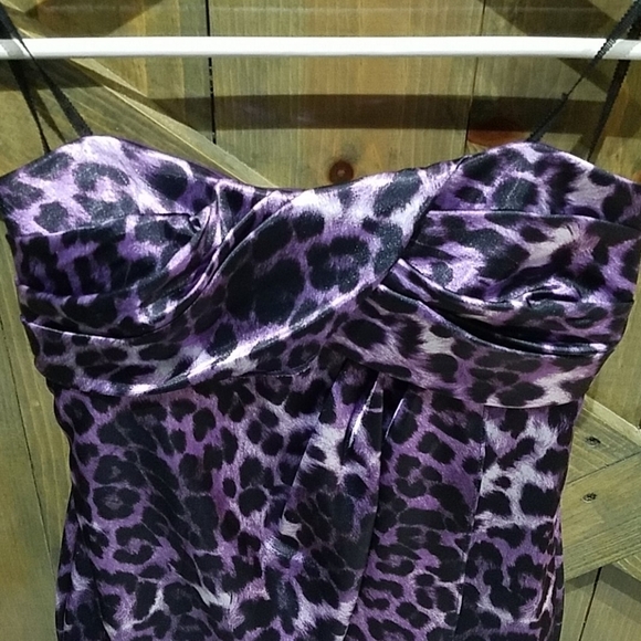 PURPLE BLACK LEOPARD ANIMAL  PRINT STRAPLESS DRESS STRETCH SEXY MOBWIFE CLUBWEAR - Picture 2 of 11